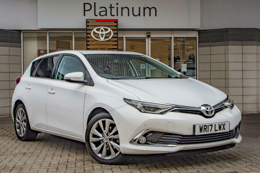 Toyota Auris 1.2 Vvt-i Excel Euro 6 Ss White