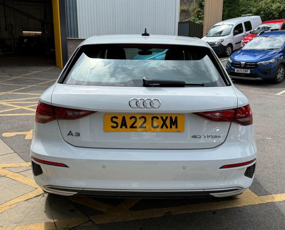 Audi A3 Sportback Sport SA22CXM White #5