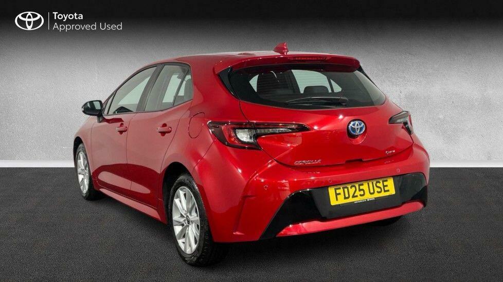 Toyota Corolla 1.8 Vvt-h Icon Hatchback Hybrid Cvt Eur Red #6