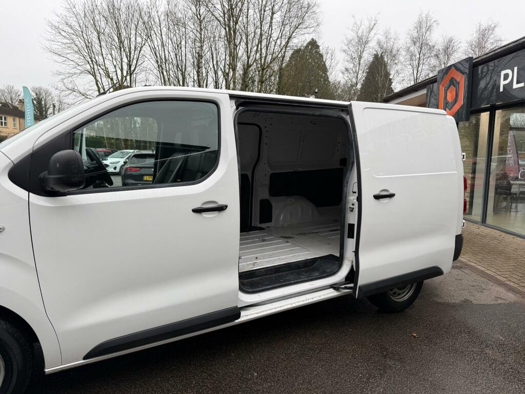 Vauxhall Vivaro 1.5 Turbo D 2700 Dynamic Panel Van 6Dr Manu White #20
