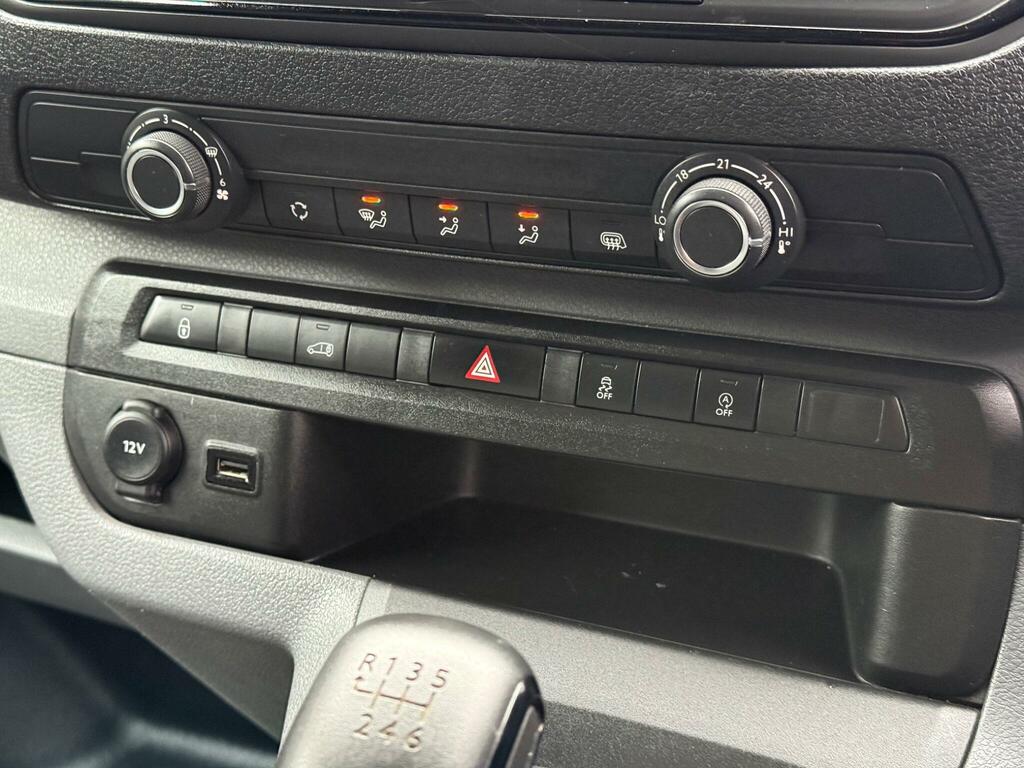Vauxhall Vivaro 1.5 Turbo D 2700 Dynamic Panel Van 6Dr Manu White #15