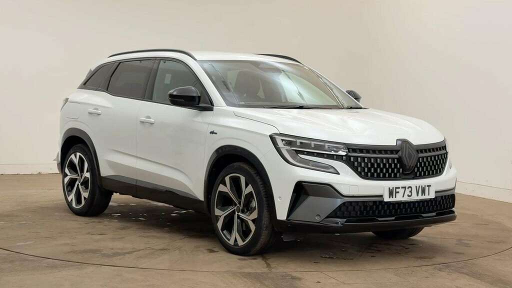 Renault Austral Estate Techno Esprit Alpine White
