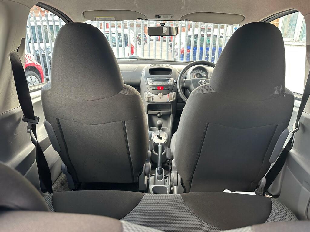 Toyota Aygo Hatchback Blue #15