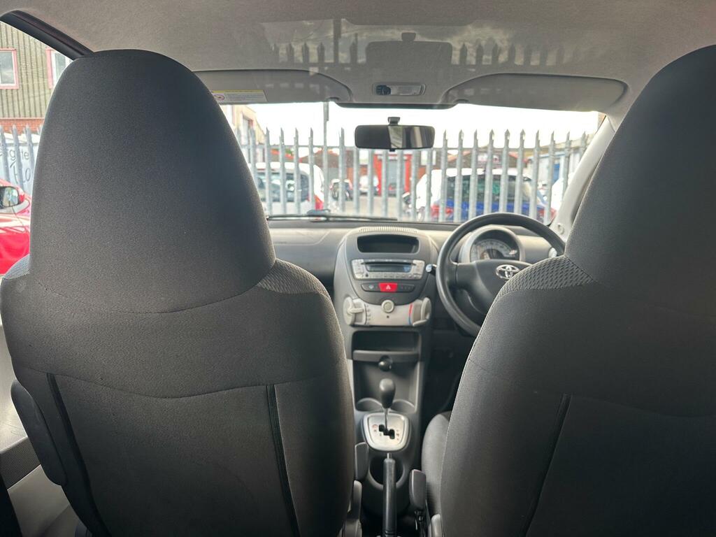 Toyota Aygo Hatchback Blue #16