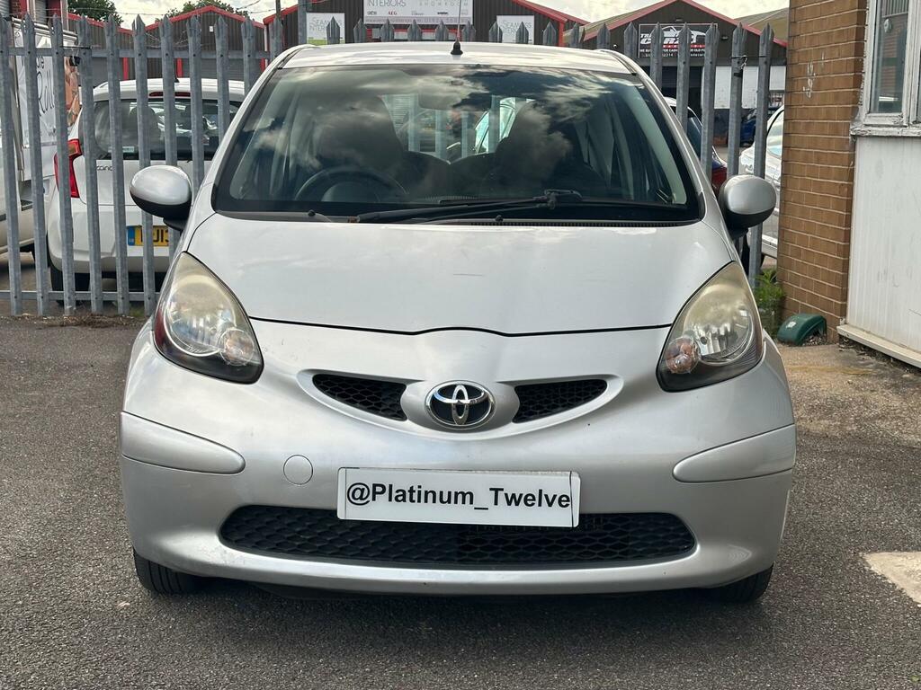 Toyota Aygo Hatchback Blue #3