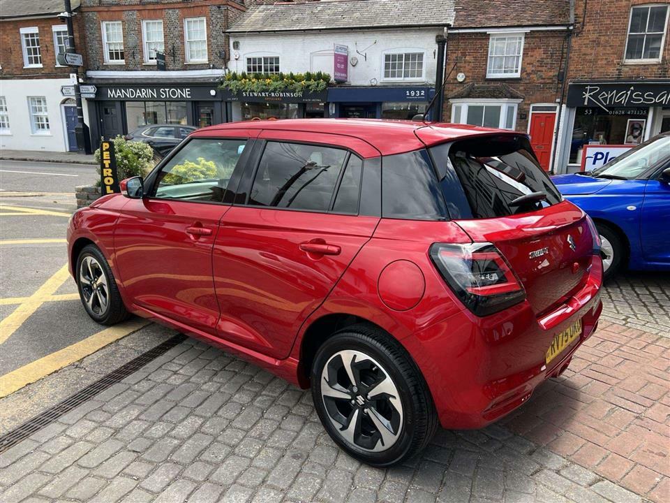Suzuki Swift Ultra 1.2I Hybrid #4
