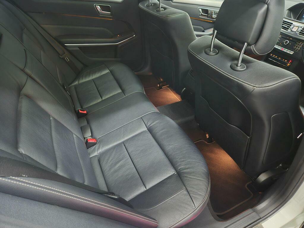 Mercedes-Benz E Class Cdi Se Black #22