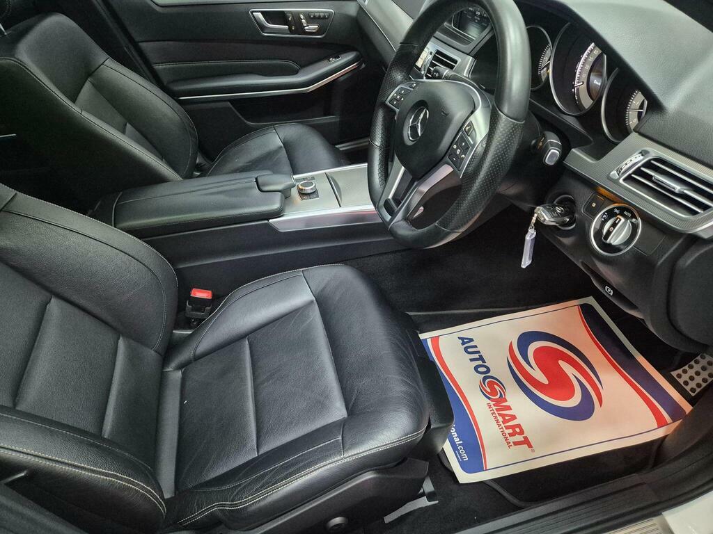 Mercedes-Benz E Class Cdi Se Black #20
