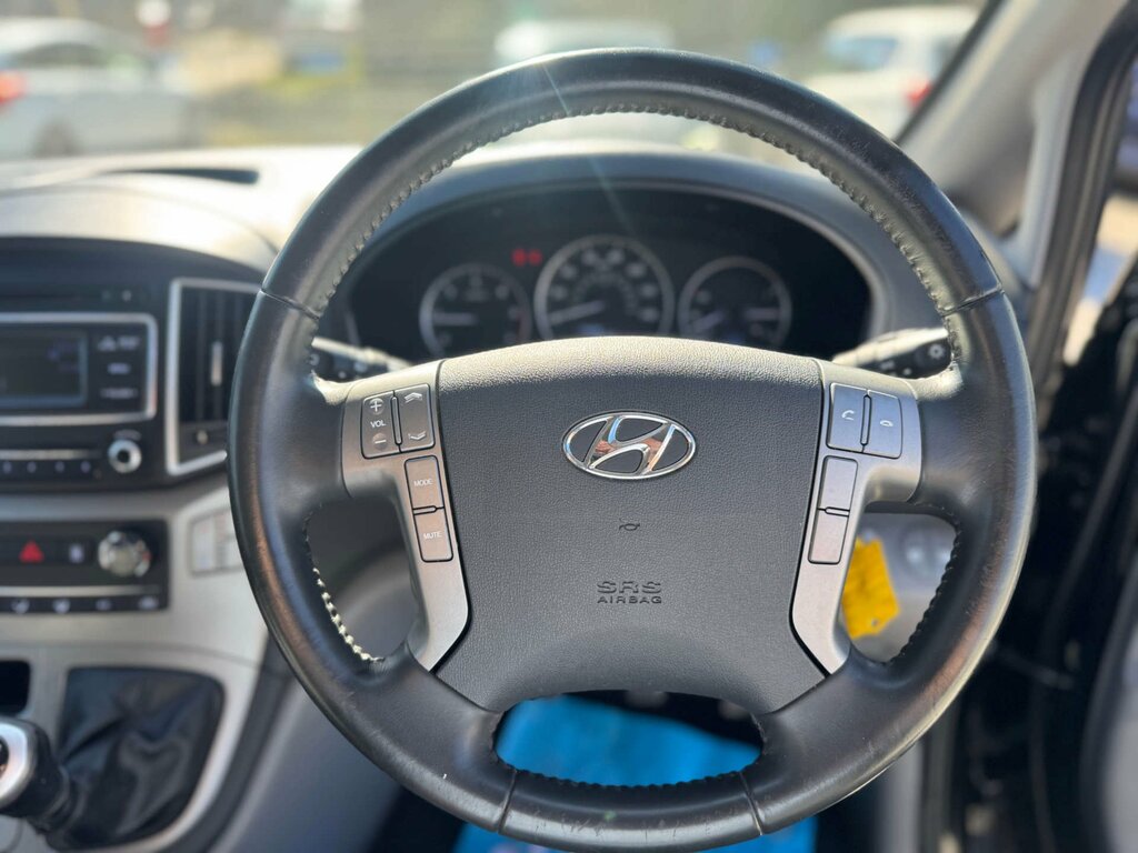 Hyundai I800 2.5 I800 Se Crdi Black #5