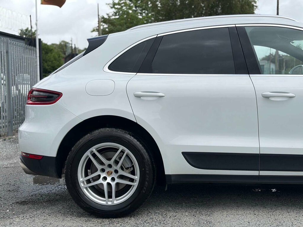 Porsche Macan 3.0 Macan S D 4Wd WA16NVN White #2
