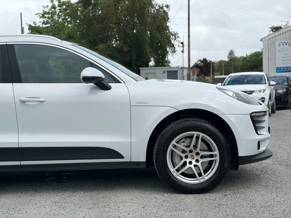 Porsche Macan 3.0 Macan S D 4Wd WA16NVN White #3
