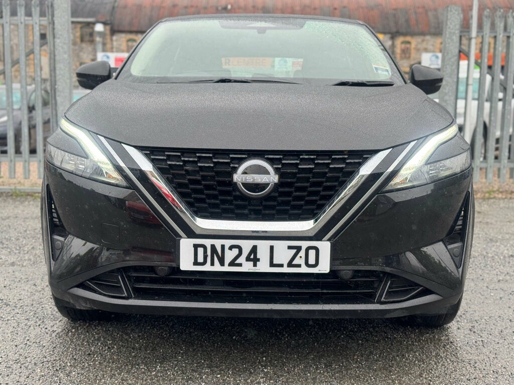 Nissan Qashqai 1.3 Qashqai Acenta Premium Dig-t Mhev DN24LZO Black #2