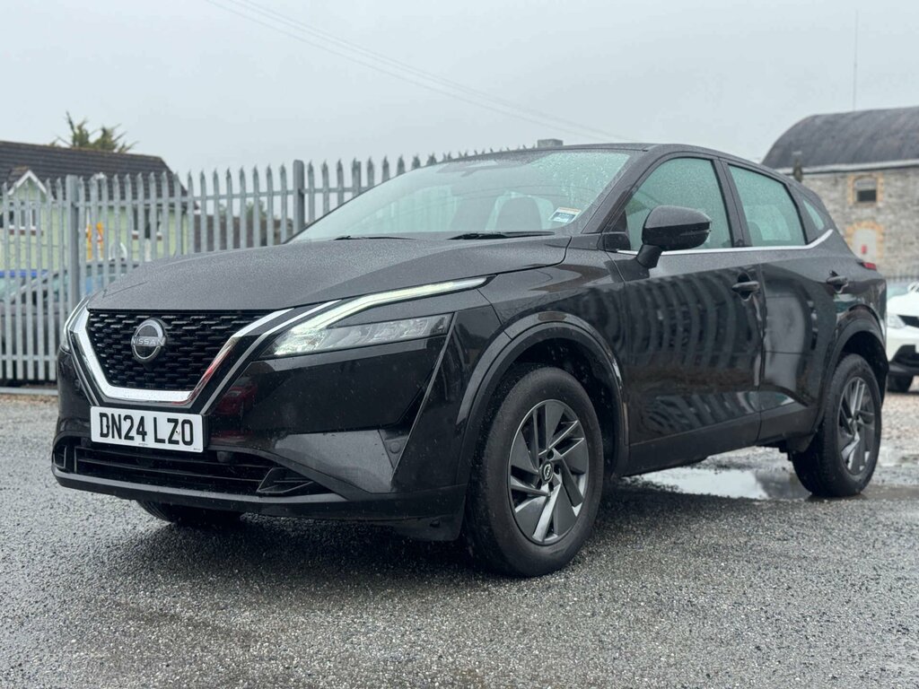 Nissan Qashqai 1.3 Qashqai Acenta Premium Dig-t Mhev DN24LZO Black #3
