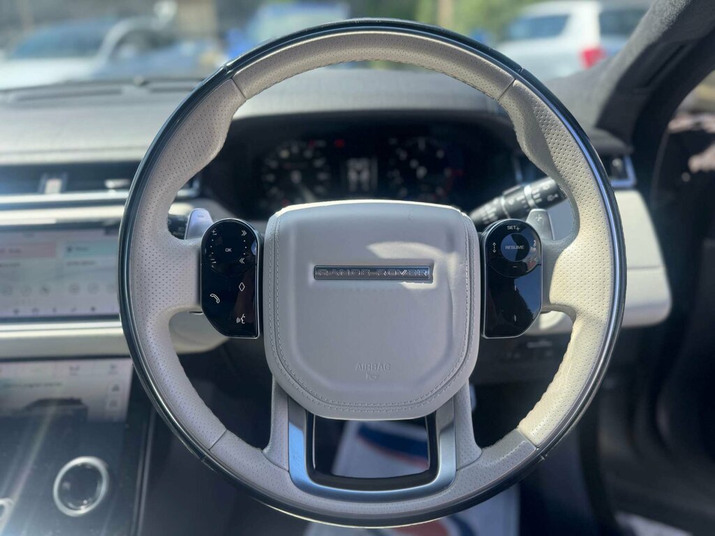 Land Rover Range Rover Velar 3.0 Range Rover Velar First Edition D300 4Wd Silver #6