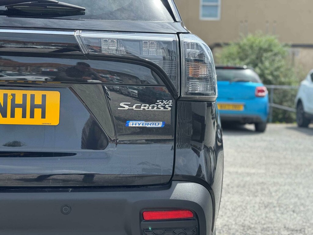 Suzuki SX4 S Cross Hatchback Blue #30
