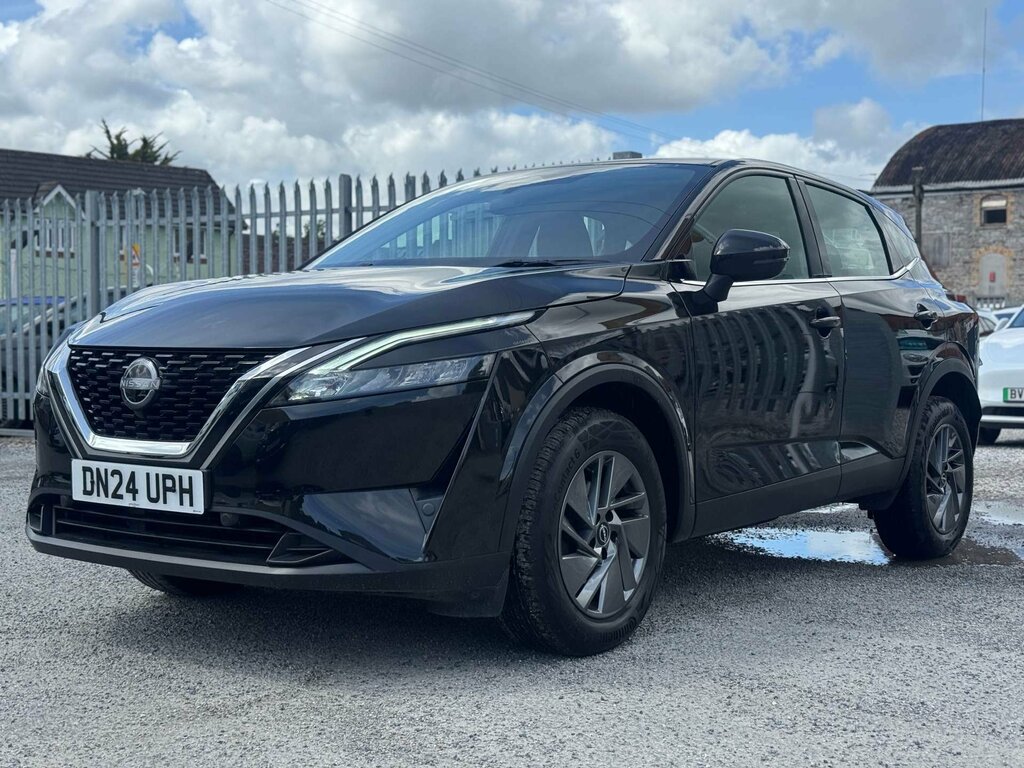 Nissan Qashqai 1.3 Qashqai Acenta Premium Dig-t Mhev DN24UPH Black #3