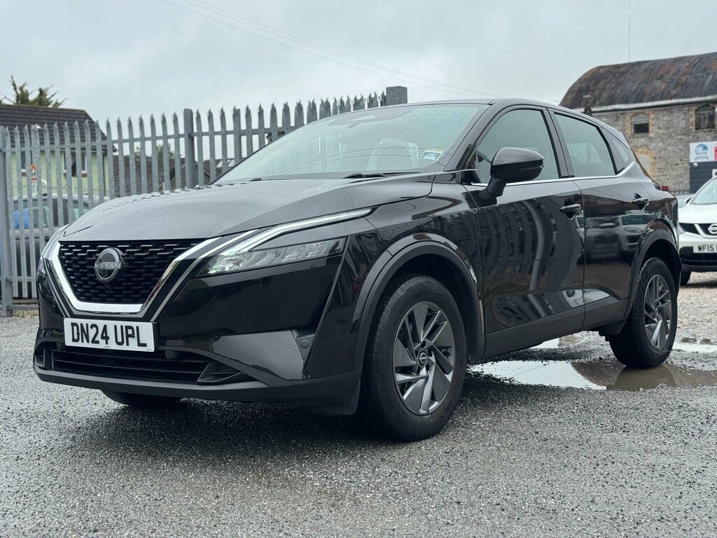 Nissan Qashqai 1.3 Qashqai Acenta Premium Dig-t Mhev DN24UPL Black #3