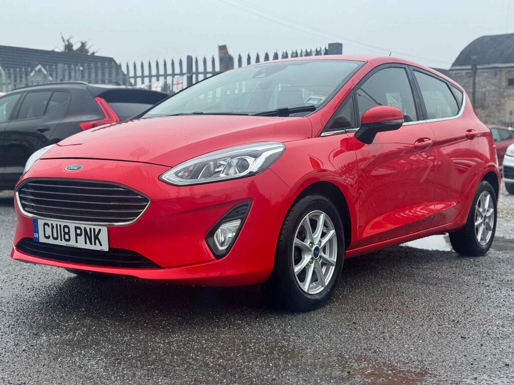 Ford Fiesta 1.5 Fiesta Zetec Tdci CU18PNK Red #3