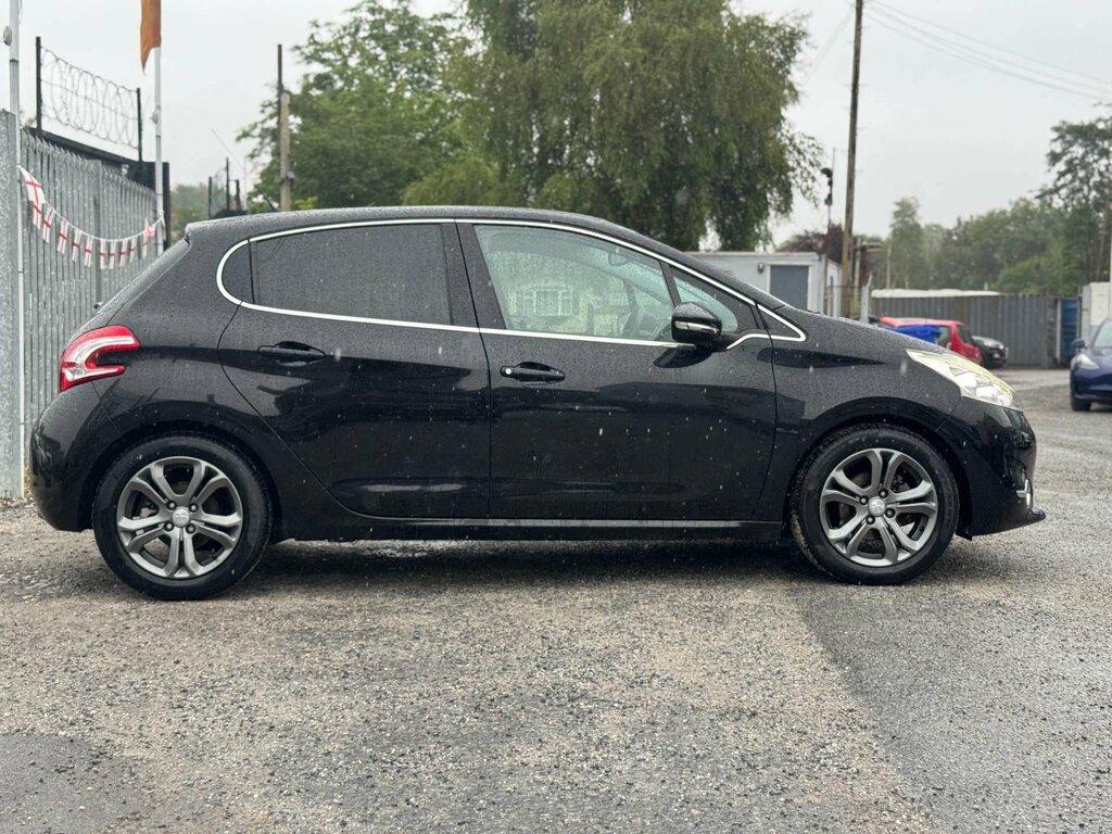 Peugeot 208 1.6 208 Allure WA15MOV Black #4