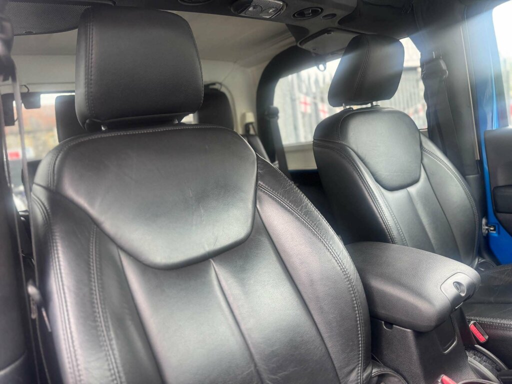 Jeep Wrangler Jeep Wrangler Rubicon Black #48