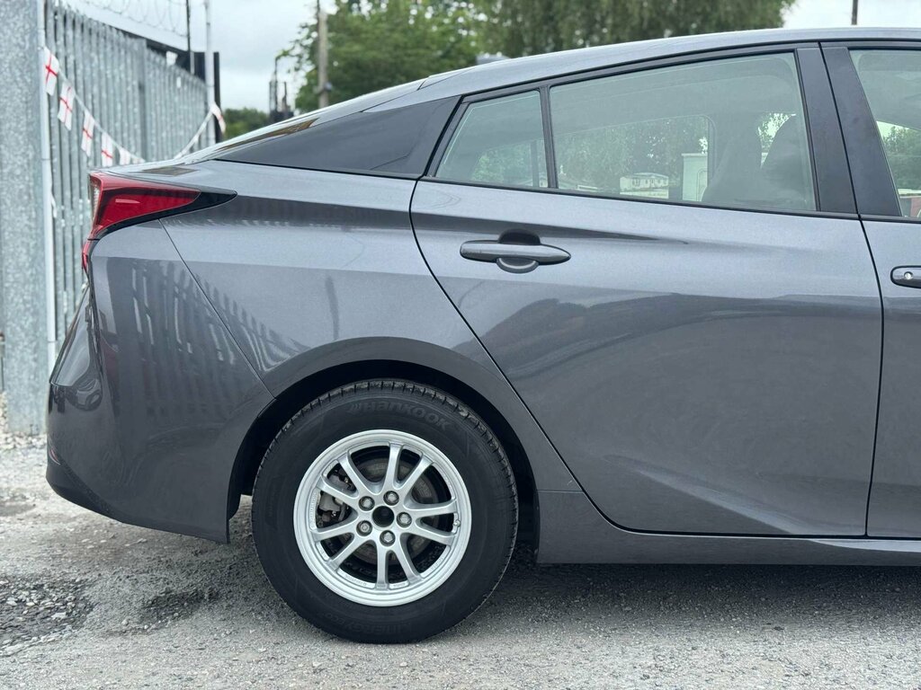 Toyota Prius 1.8 Prius Active Vvt-i Cvt Grey #2