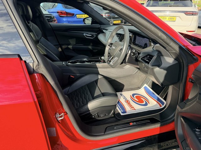 Audi Rs E-Tron Gt 93.4Kwh Saloon Red #5
