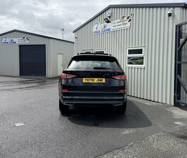 Skoda Kodiaq 2.0 Tdi Sportline Suv YD72JNK Black #4