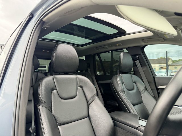 Volvo XC90 Suv Gold #9