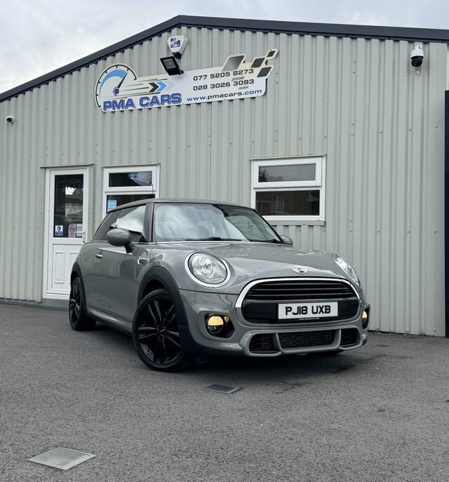 Mini Hatch 1.5 Cooper D Hatchback Grey
