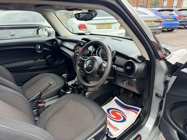 Mini Hatch 1.5 Cooper D Hatchback Grey #6