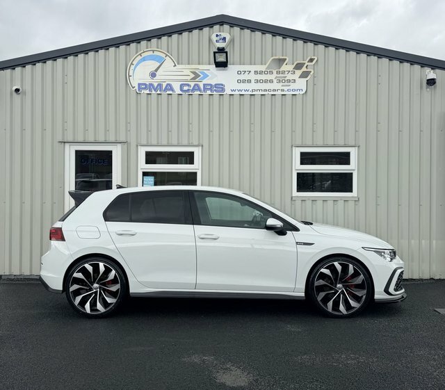 Volkswagen Golf 2.0 Tdi Gtd Hatchback YD21VFK White #2