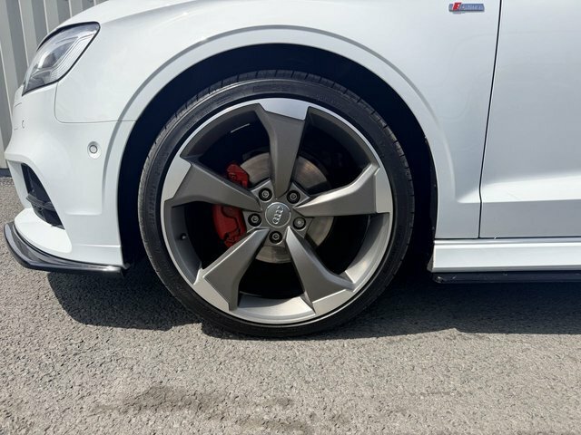Audi A3 2.0 Tdi Black Edition Black #4