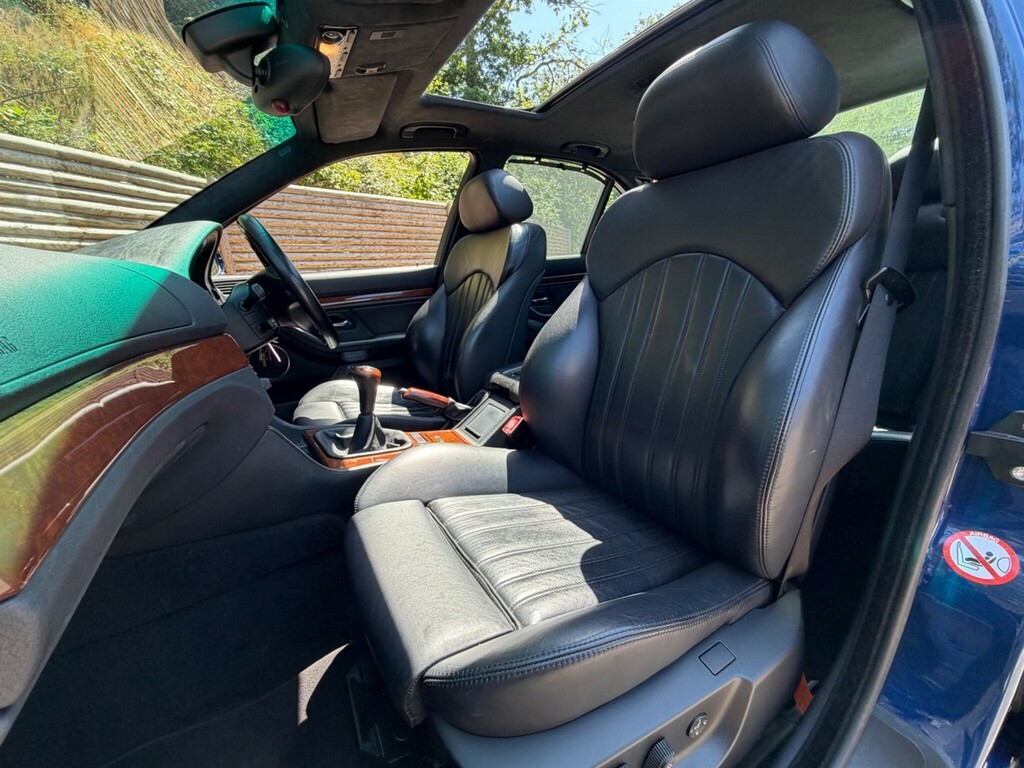 BMW M5 4.9I 4dr Black #36