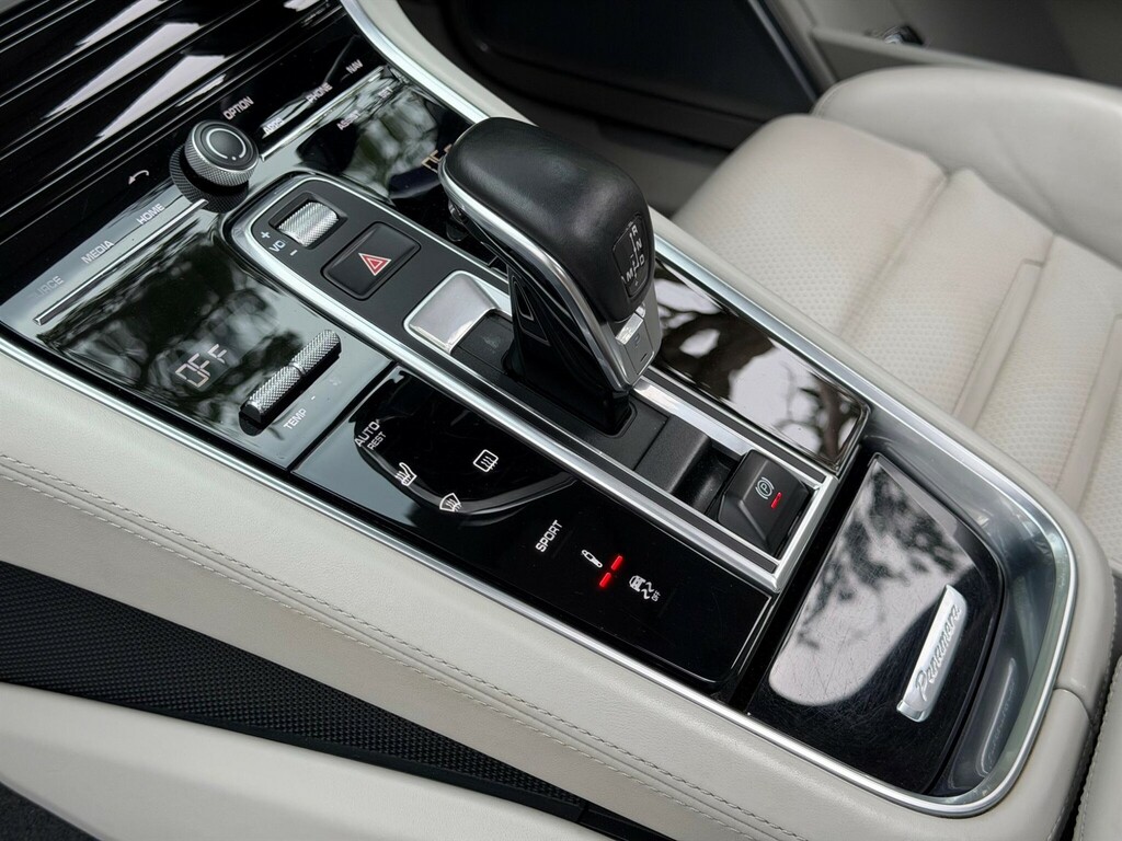 Porsche Panamera T V8 Turbo Grey #84