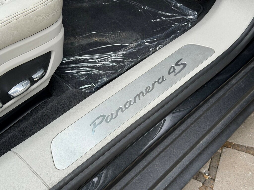 Porsche Panamera T V8 Turbo Grey #68
