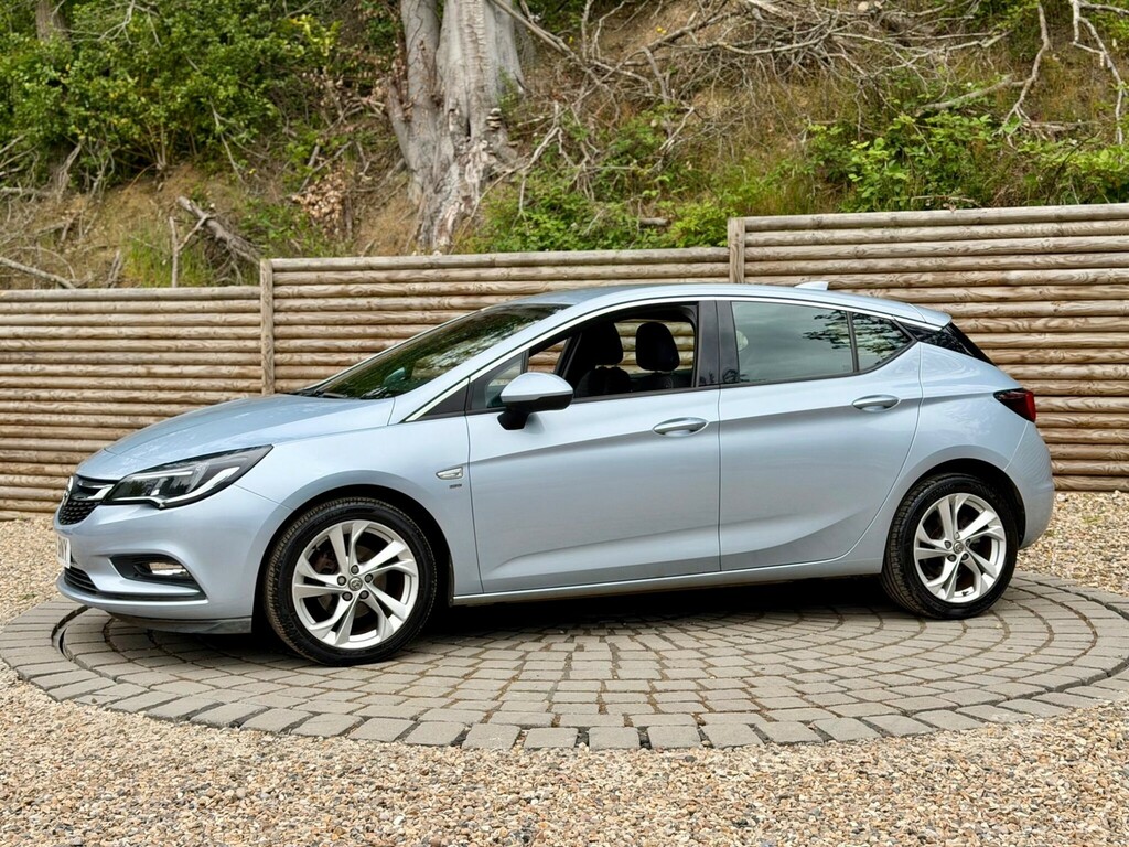 Vauxhall Astra Hatchback DT66BNY Silver #4