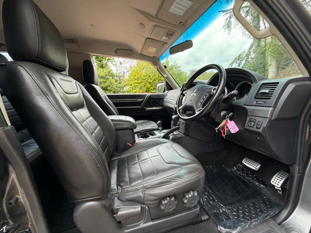Mitsubishi Shogun 3.2 Di-dc 187 4Work Sg2 Van Grey #28