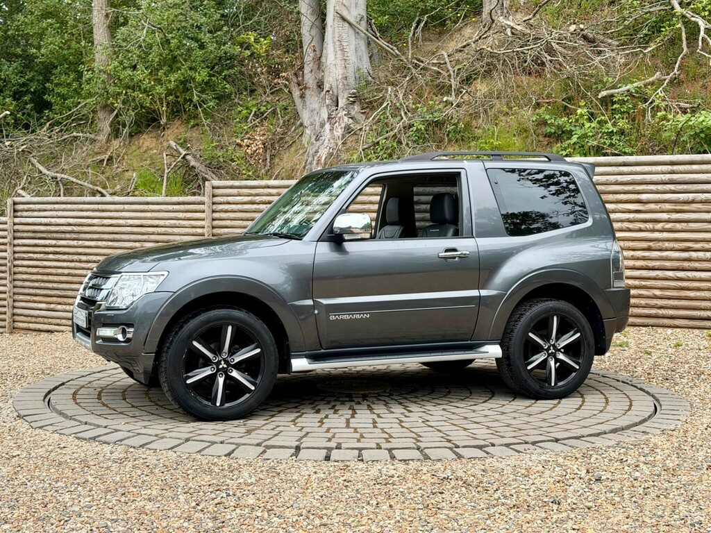 Mitsubishi Shogun Suv Grey #6