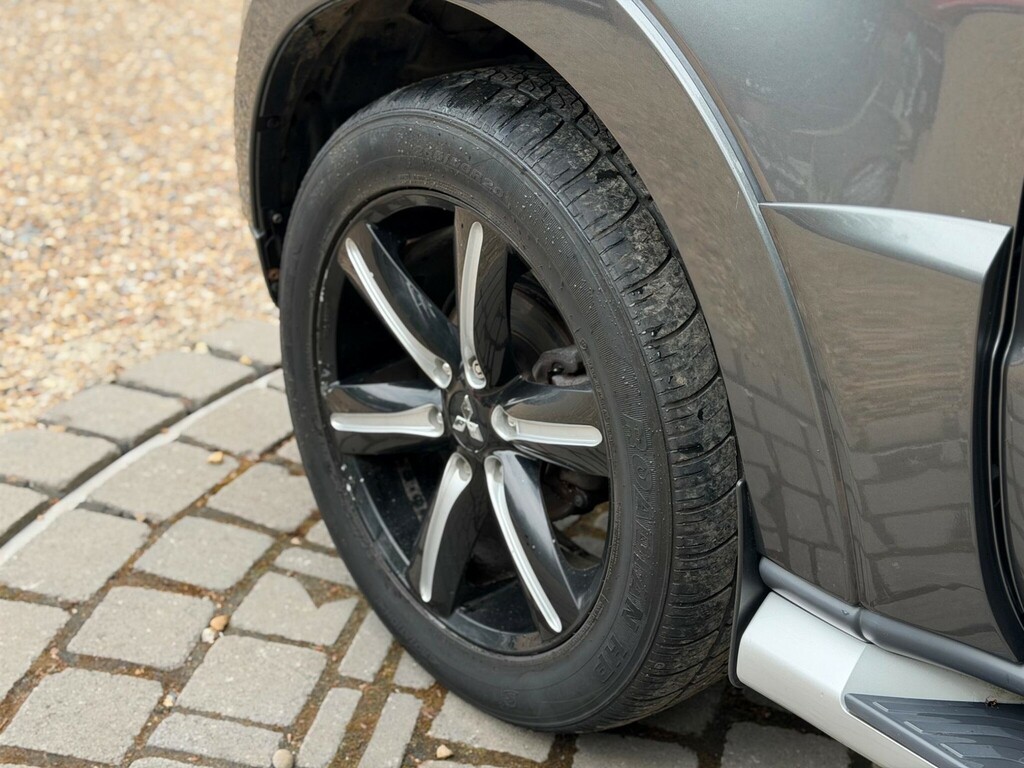 Mitsubishi Shogun 3.2 Di-dc 187 4Work Sg2 Van Grey #74