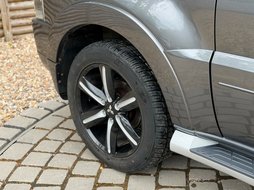 Mitsubishi Shogun 3.2 Di-dc 187 4Work Sg2 Van Grey #73