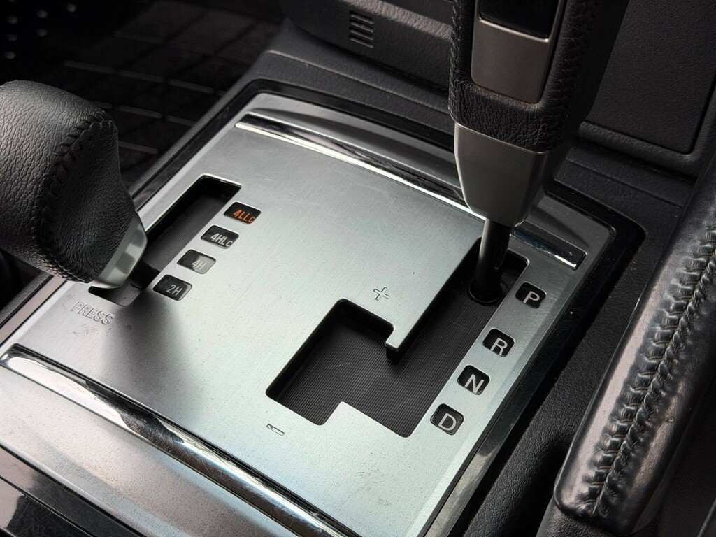 Mitsubishi Shogun 3.2 Di-dc 187 4Work Sg2 Van Grey #39