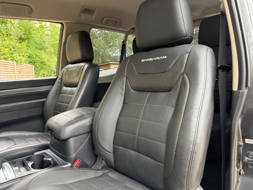 Mitsubishi Shogun 3.2 Di-dc 187 4Work Sg2 Van Grey #57