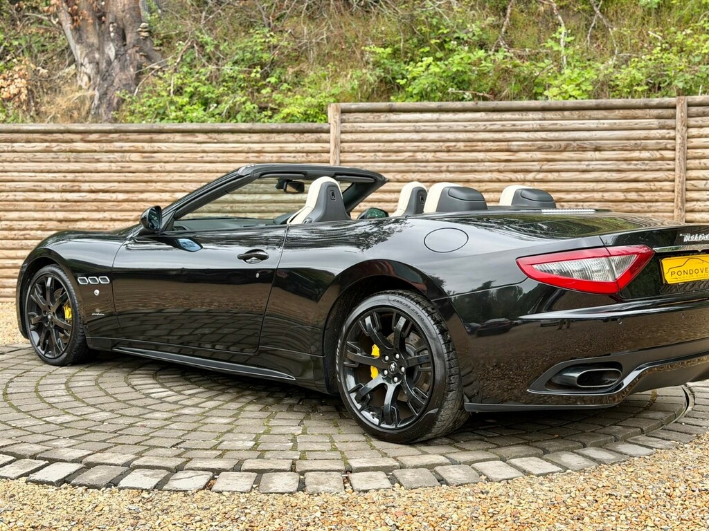 Maserati GranCabrio Mc Blue #84