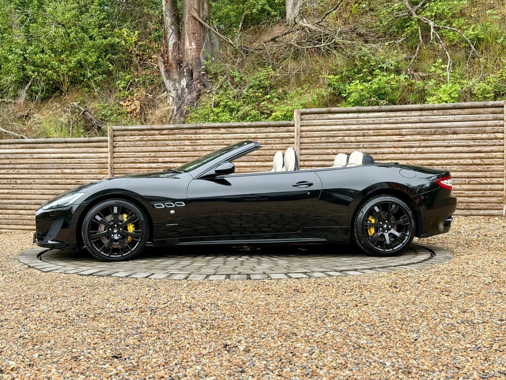 Maserati GranCabrio Grancabrio Mc 2-Door Black #8