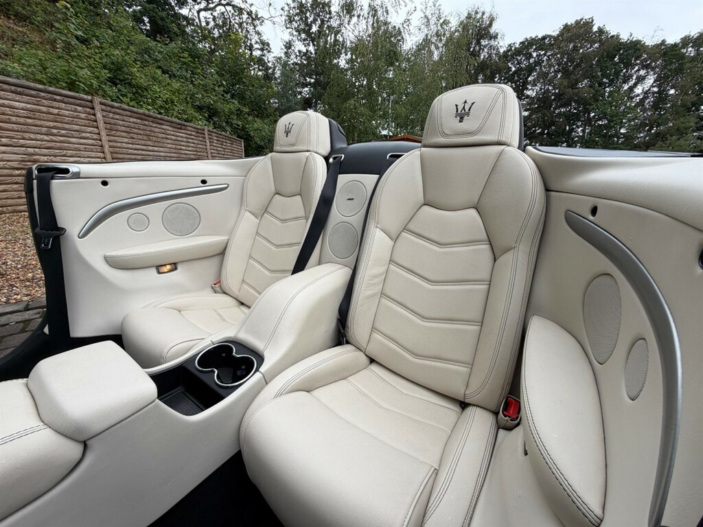 Maserati GranCabrio Grancabrio Mc 2-Door Black #76
