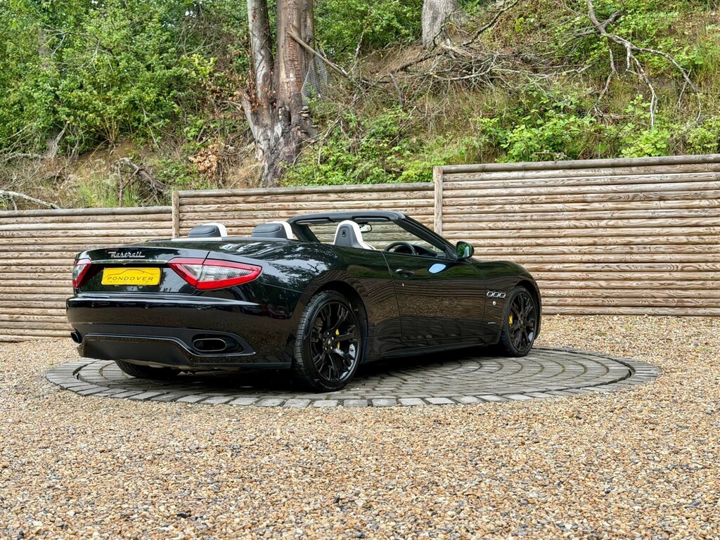 Maserati GranCabrio Grancabrio Mc 2-Door Black #18
