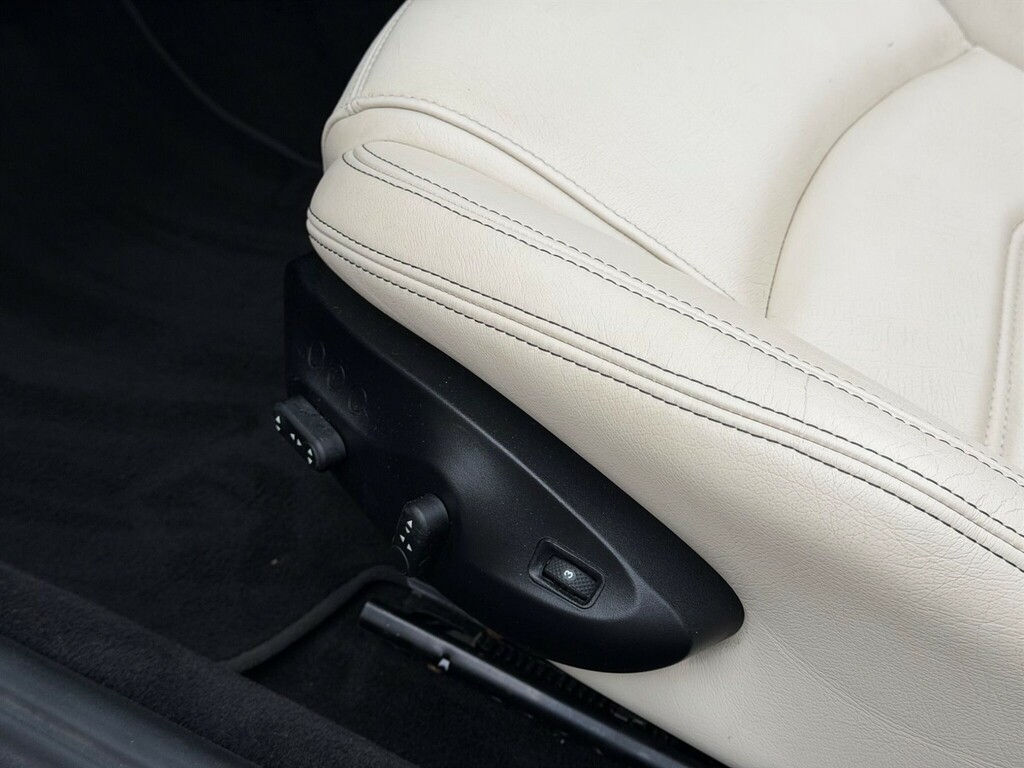 Maserati GranCabrio Grancabrio Mc 2-Door Black #57