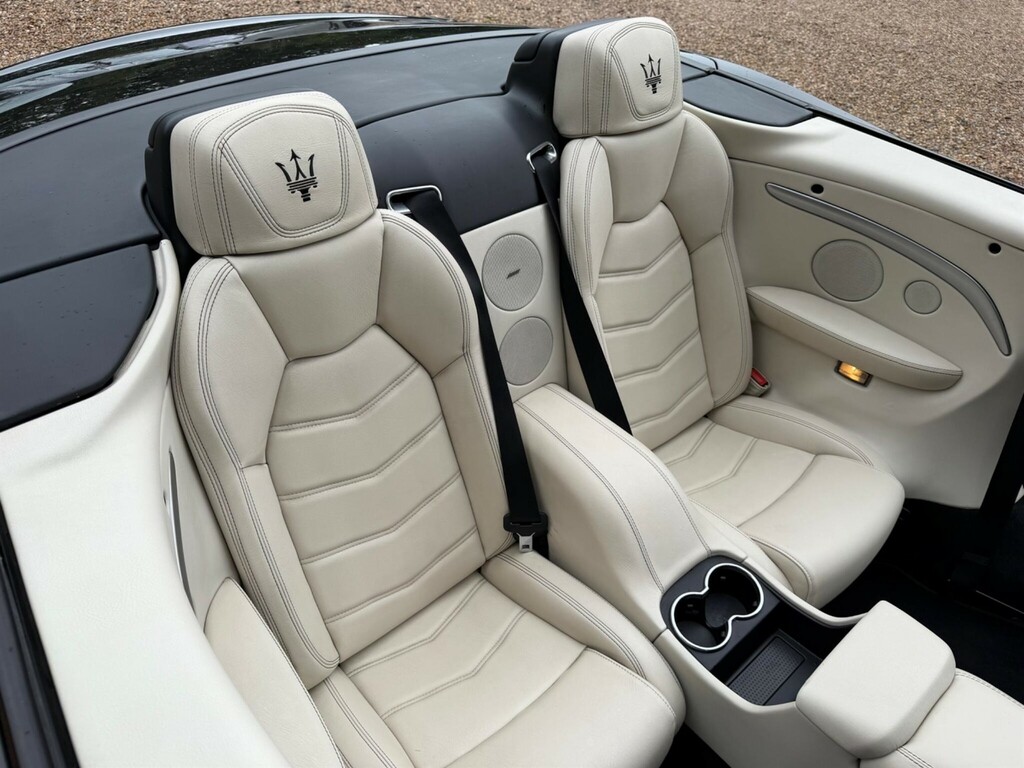 Maserati GranCabrio Mc Blue #37