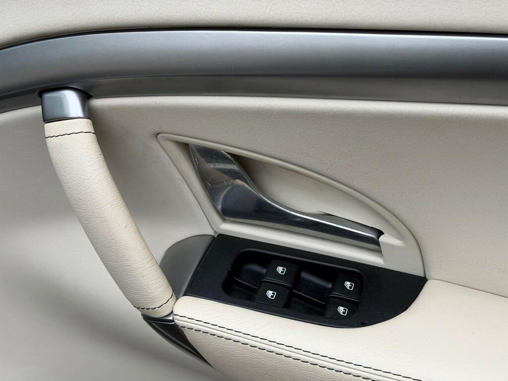 Maserati GranCabrio Grancabrio Mc 2-Door Black #62