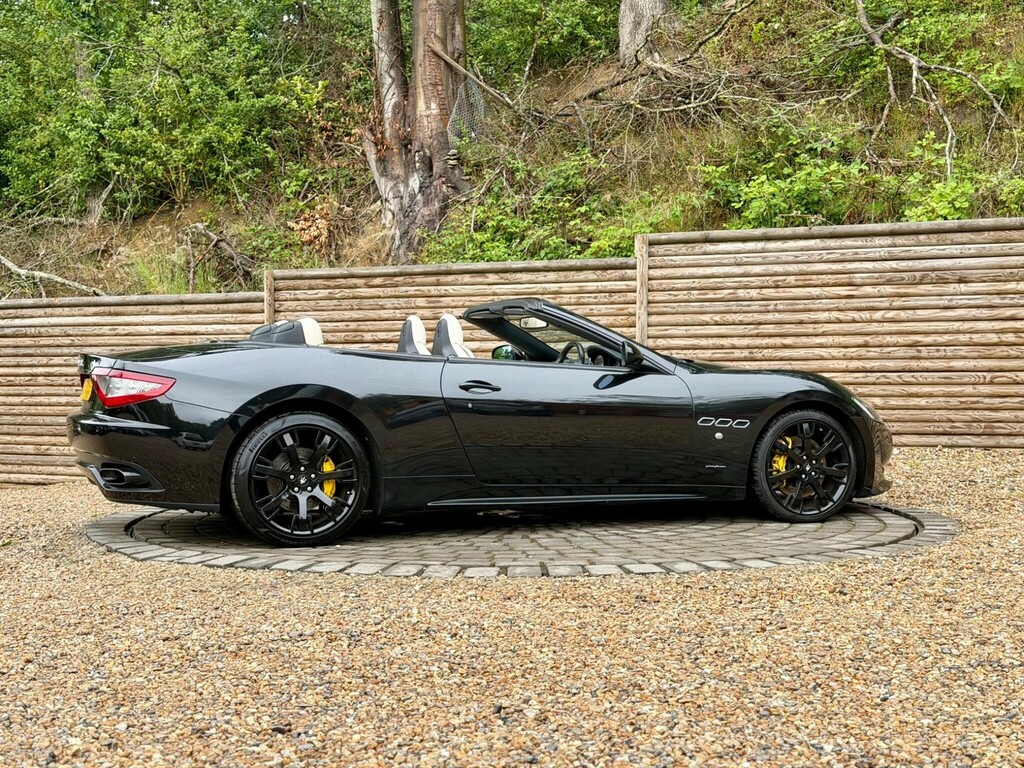 Maserati GranCabrio Grancabrio Mc 2-Door Black #22